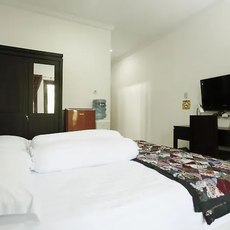 Andelis Homestay Yogyakarta Exterior photo